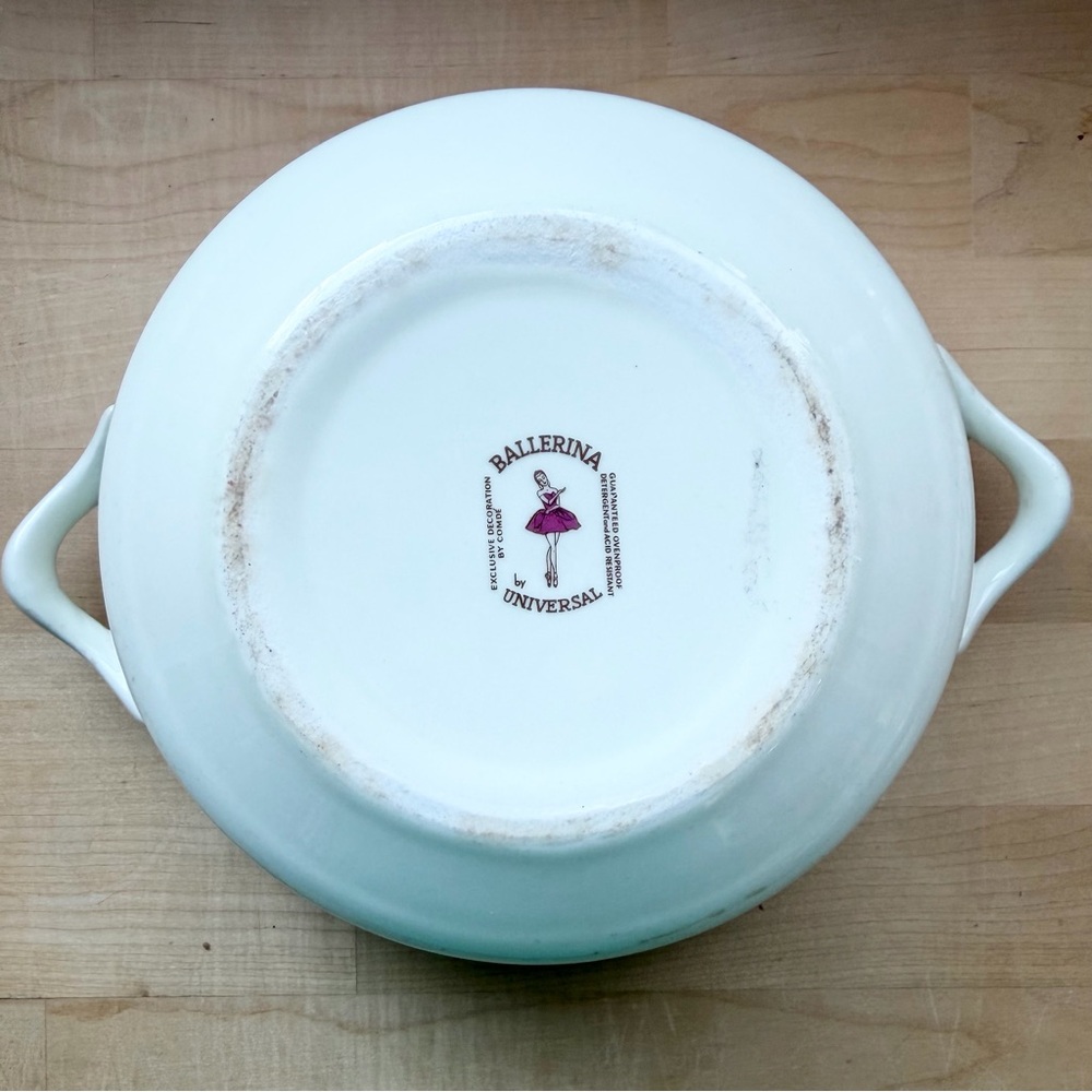 VINTAGE Mid-Century Modern Ballerina Rosette Covered Casserole Dish by Universal - Picture 8 of 12